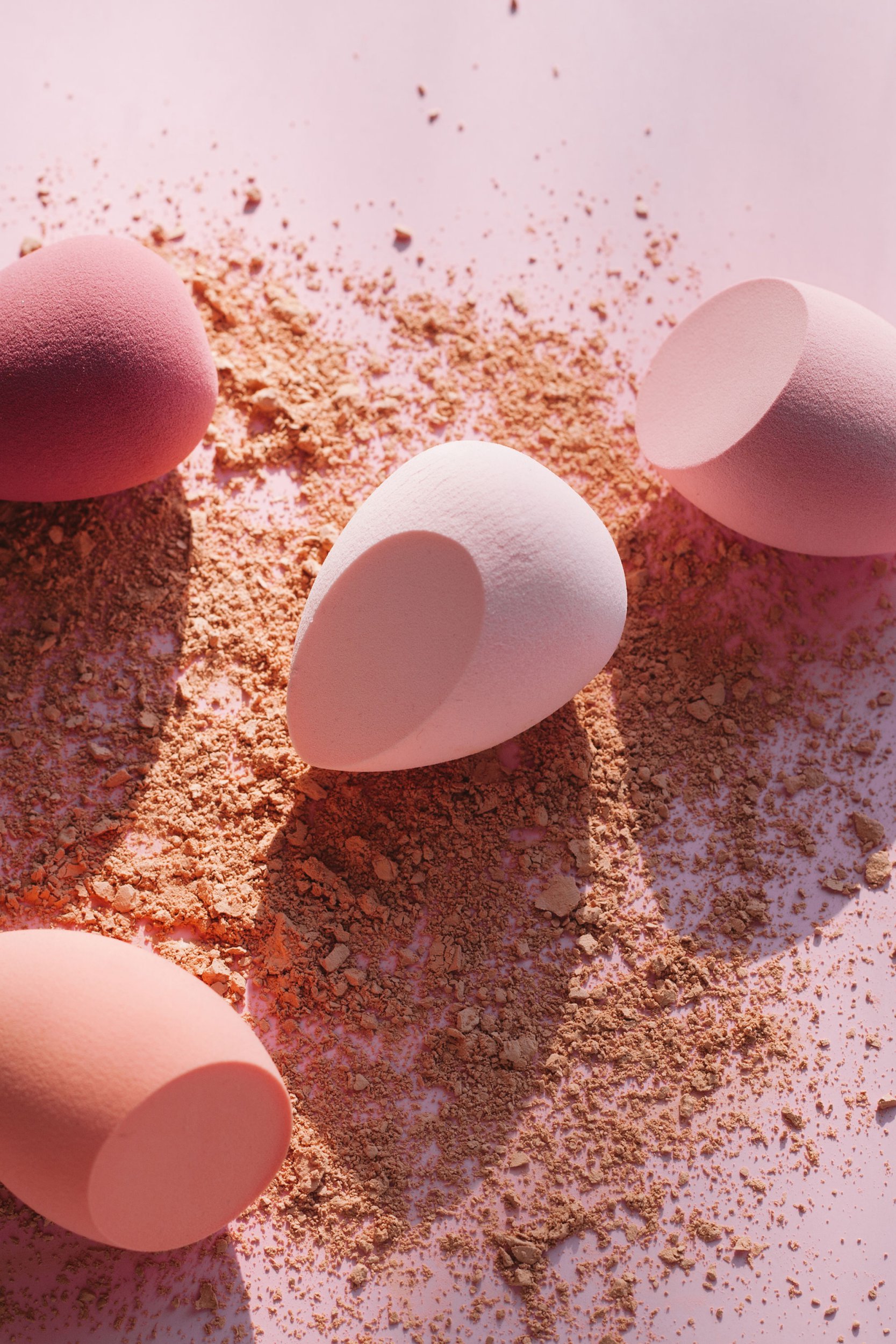 How To Use A Makeup Sponge For Perfectly Blended Makeup Every Time