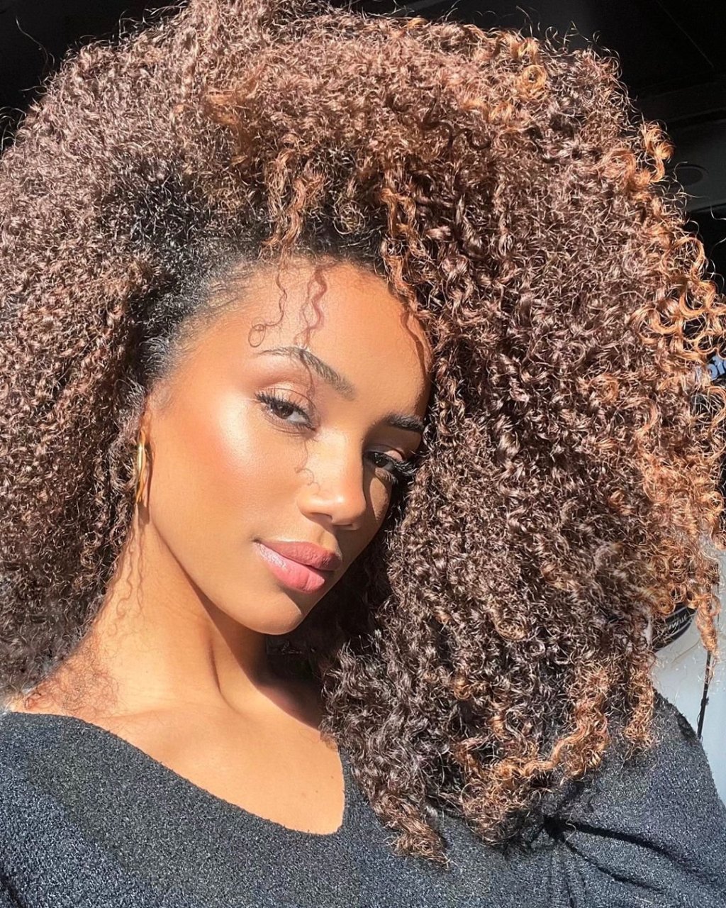 Best Haircuts for Women with Curly Hair 