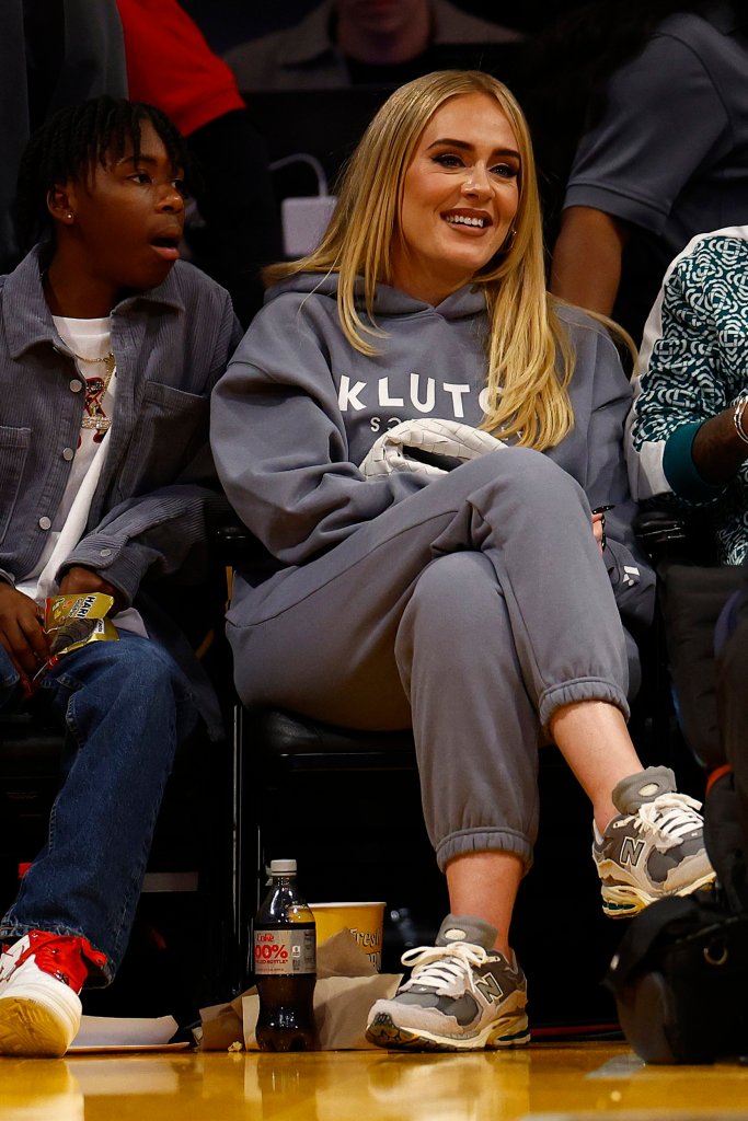 Adele proves she's courtside queen of fashion at Lakers game