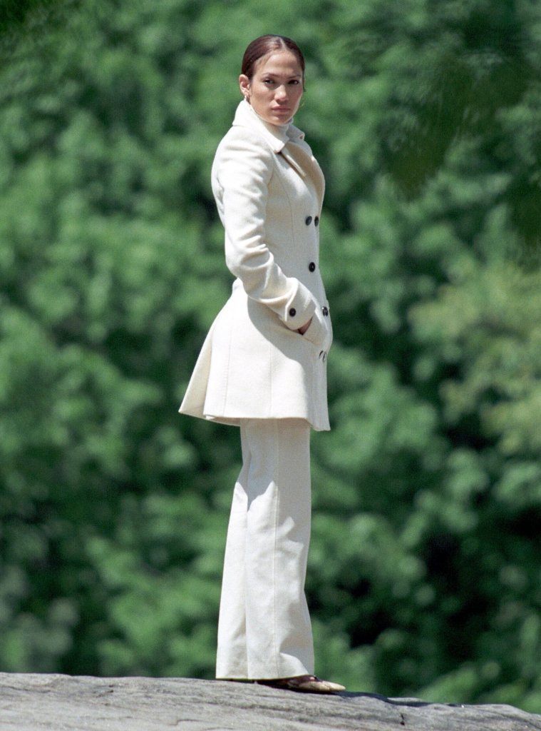 Jennifer Lopez on Location for "Maid in Manhattan". Photo by James Devaney/WireImage