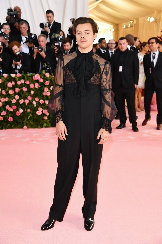 NEW YORK, NEW YORK - MAY 06: Harry Styles attends The 2019 Met Gala Celebrating Camp: Notes on Fashion at Metropolitan Museum of Art on May 06, 2019 in New York City. (Photo by Dimitrios Kambouris/Getty Images for The Met Museum/Vogue)