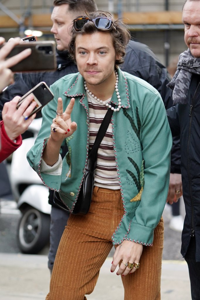 LONDON, ENGLAND - FEBRUARY 14: Harry Styles leaving BBC Radio 2 on February 14, 2020 in London, England. (Photo by Neil Mockford/GC Images)