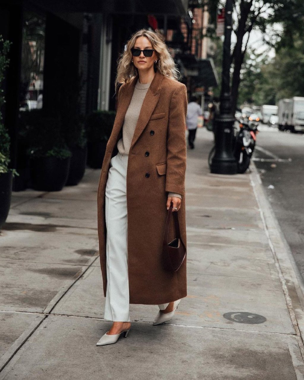 Camel Duster Coat Winter Outfit Idea  Fall winter outfits, Winter fashion  outfits, Autumn fashion